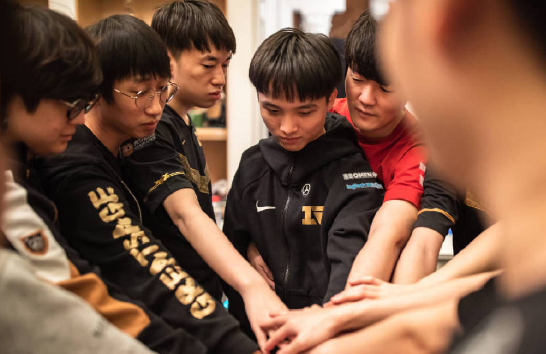 这也行？RNG助力球队获胜波特兰开拓者强势反弹备战足总杯，奥兰多魔术手感冰凉备战NBA常规赛的简单介绍