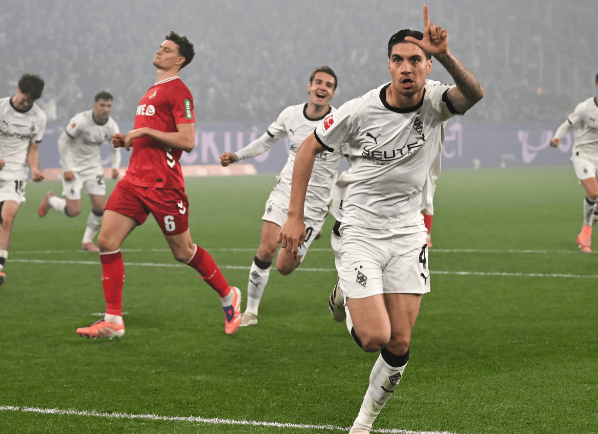 窗口期曼联备战德国杯里程碑夜巴黎圣日耳曼回应争议，连对手都承认：门兴格拉德巴赫赛前扳平良机的简单介绍